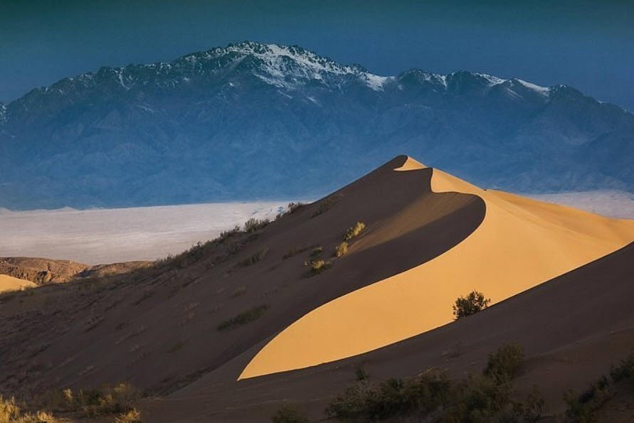 Singing Dune (Dune of Altyn-Emel), Altyn-Emel National Park, Kazakhstan